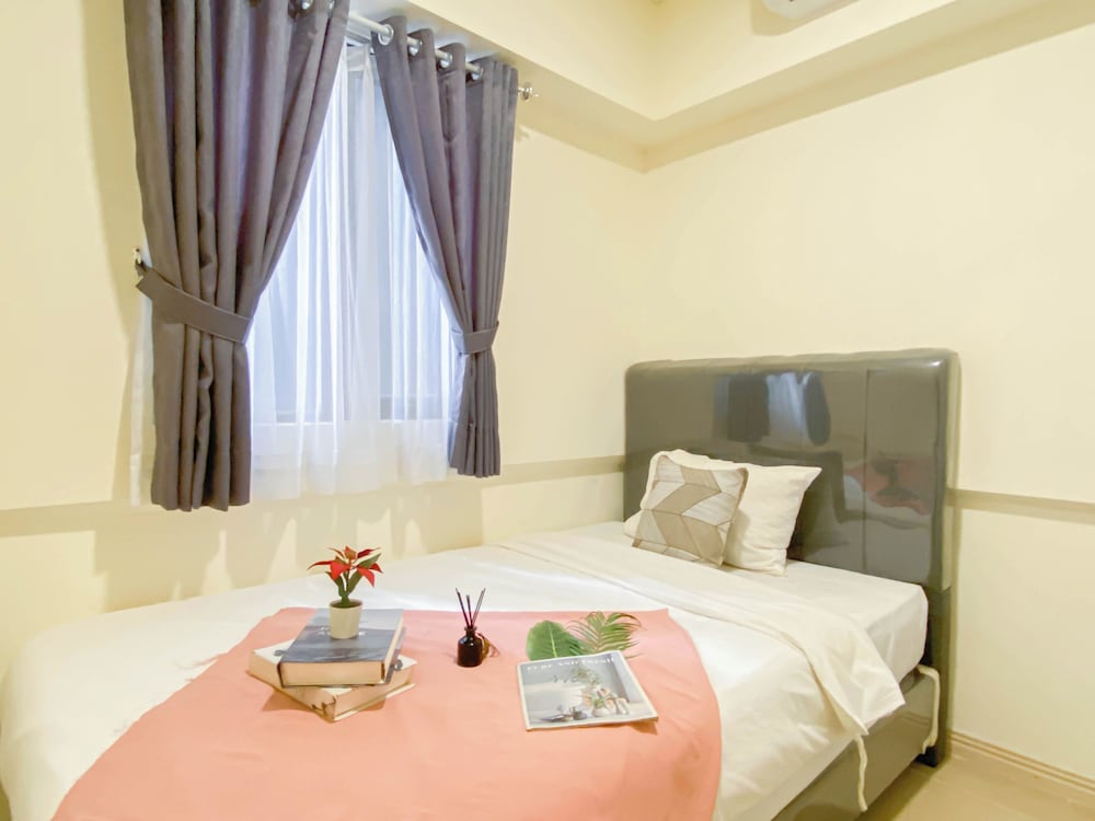 Simple 2Br Meikarta Apartment Near Aeon Mall Deltamas