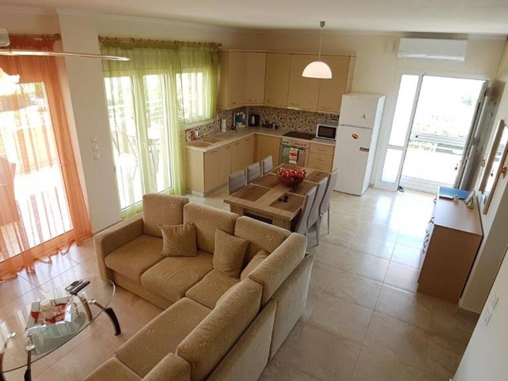 Villa Iris 2 by Rentalspro