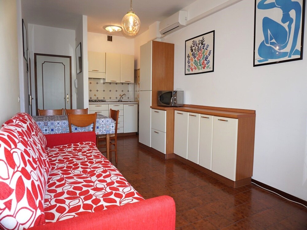 Great Apartment With Swimming Pool in a Good Location by Beahost Rentals view 3