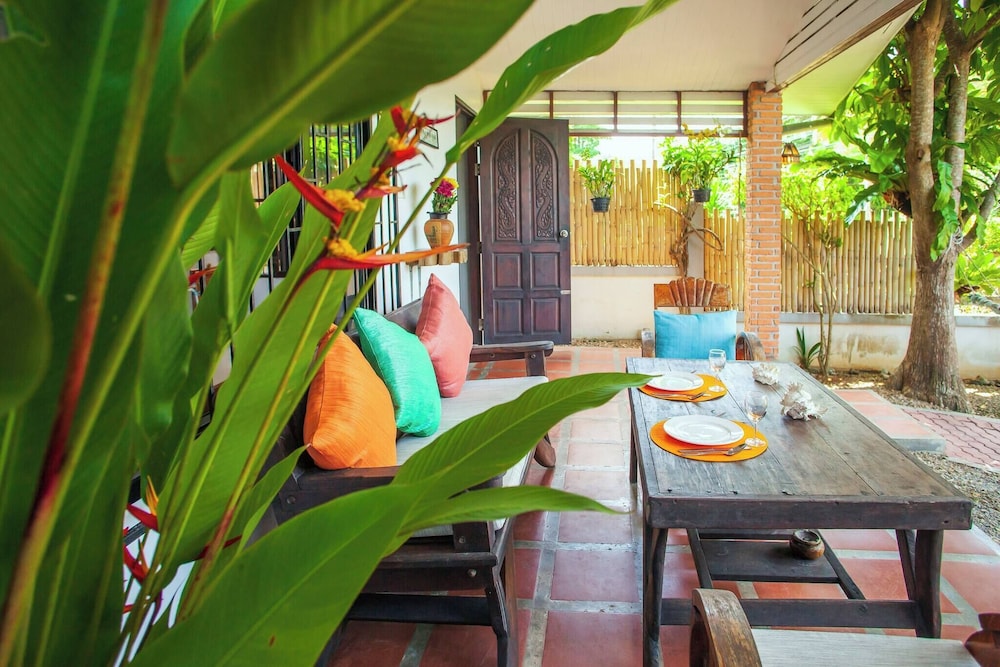 House 4 People sea View 100 m From the Beach