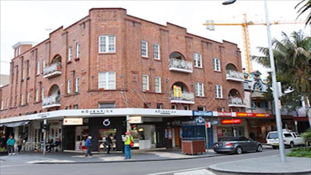 The Apartment Service DARL3 - Image 1