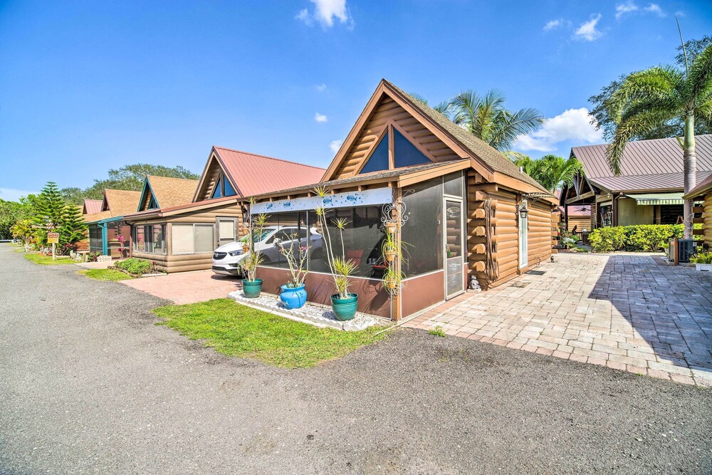 Okeechobee Vacations - Okeechobee Cabin in Waterfront Community w/ Dock! - Property Image 8