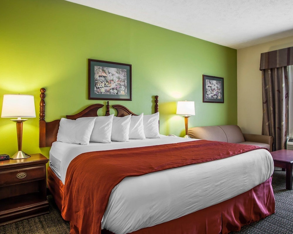 Quality Inn Florence Muscle Shoals view 3