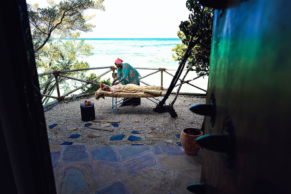 The Island - Pongwe Lodge - Adults Only