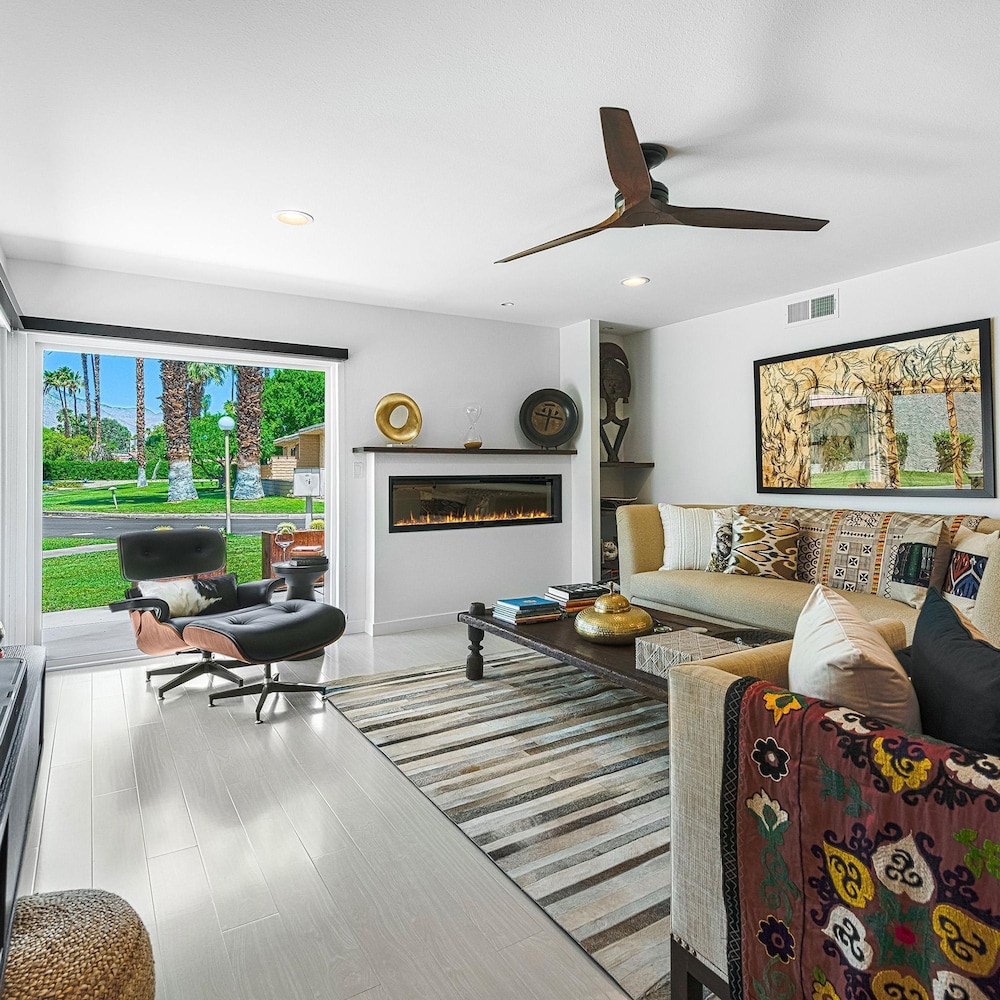 Cccc Gorgeous Remodel With Stellar Views