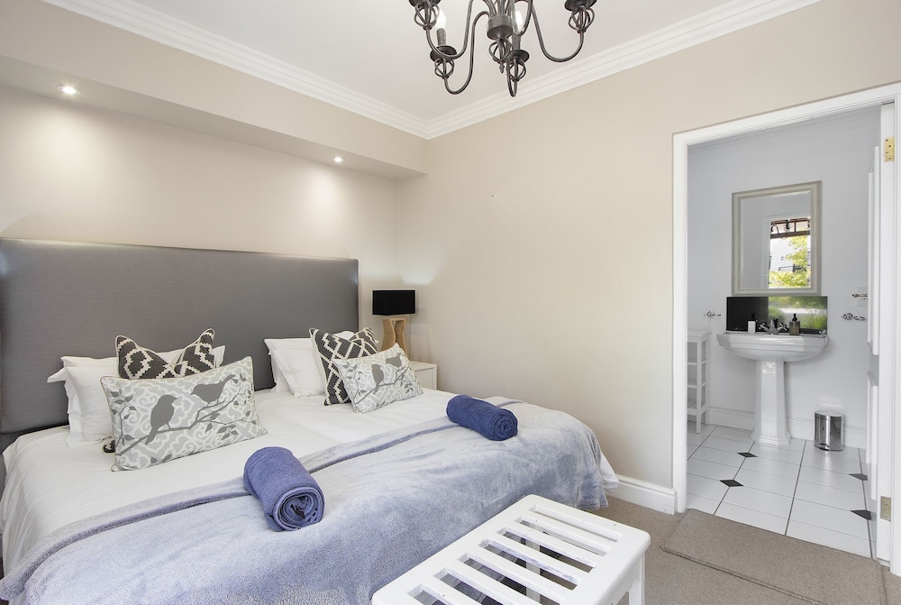 Winelands Golf Lodges at De Zalze