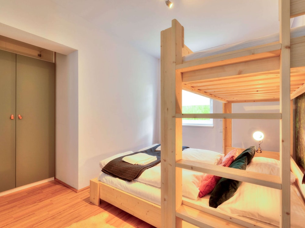 Mountain View Apartment in Bad Kleinkirchheim near Ski Area view 2