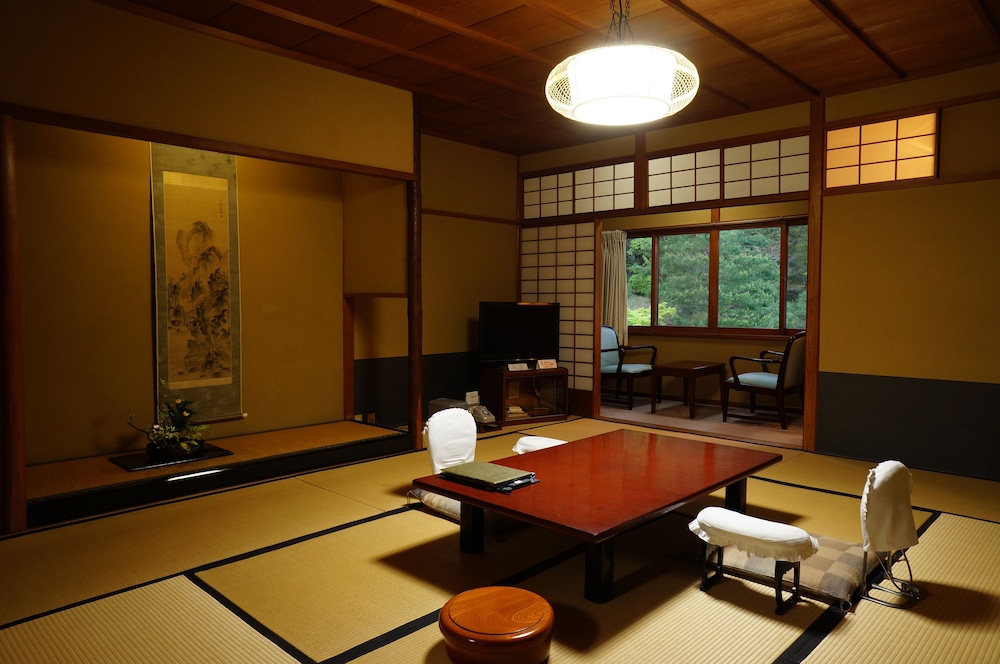 Meisho Sansuien - Yuda Onsen -