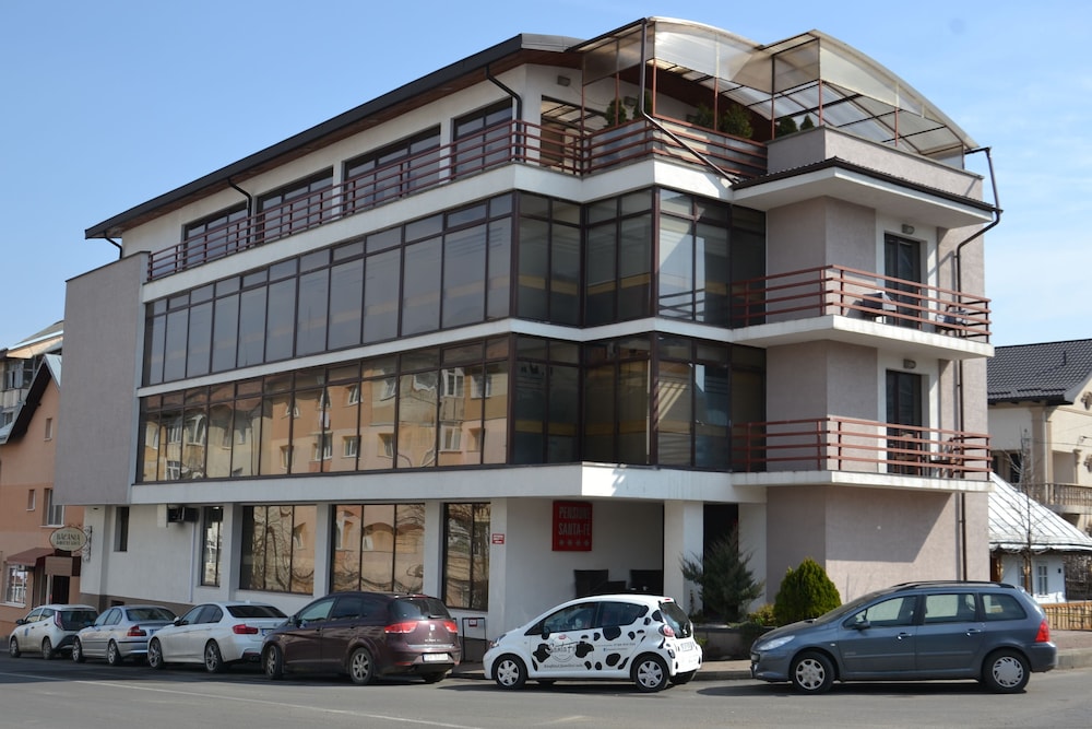 Pensiunea Santa Fe view 5
