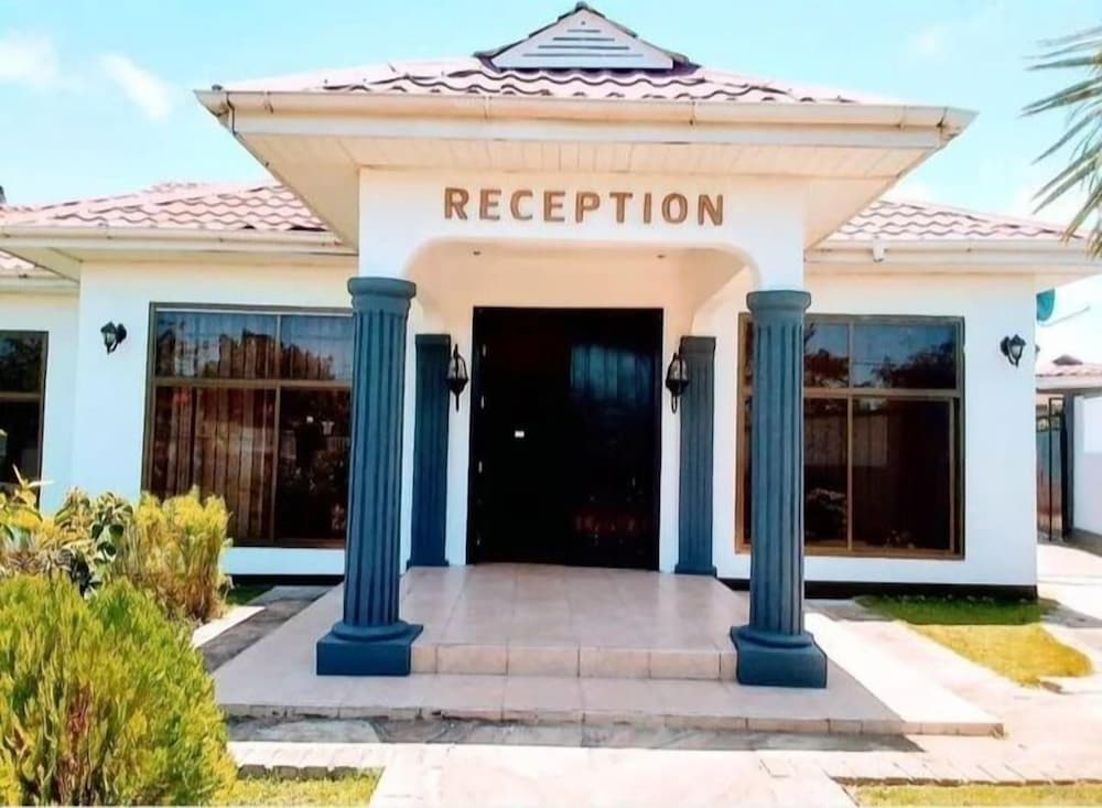Marbella lodge