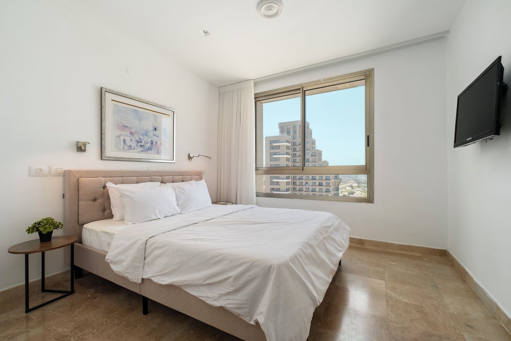 HaCarmel Beach Penthouse by Sea N Rent