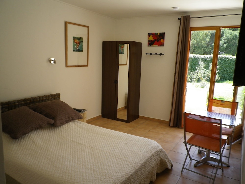Photo 11