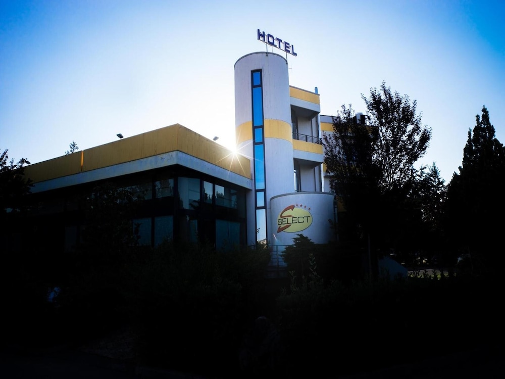 Hotel Select Wellness & Spa