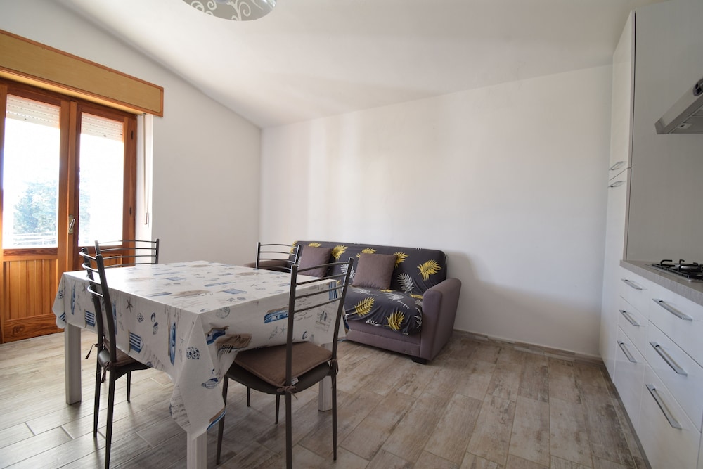 Casa Giovanni In The Centre Of Budoni