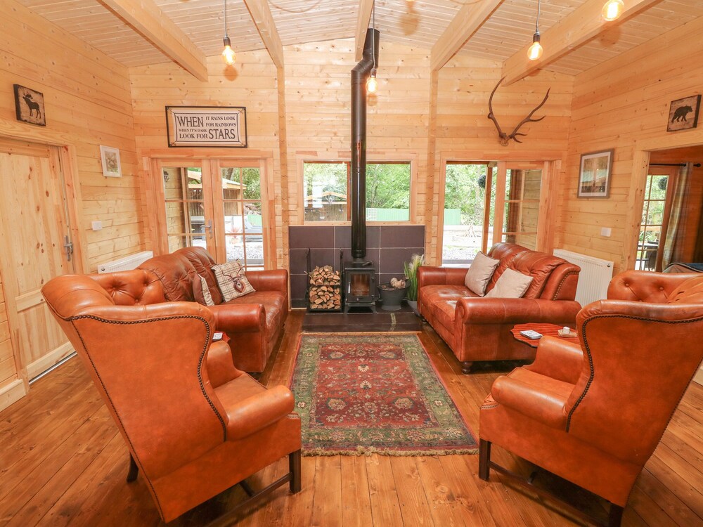 Bryn Derwen Lodge