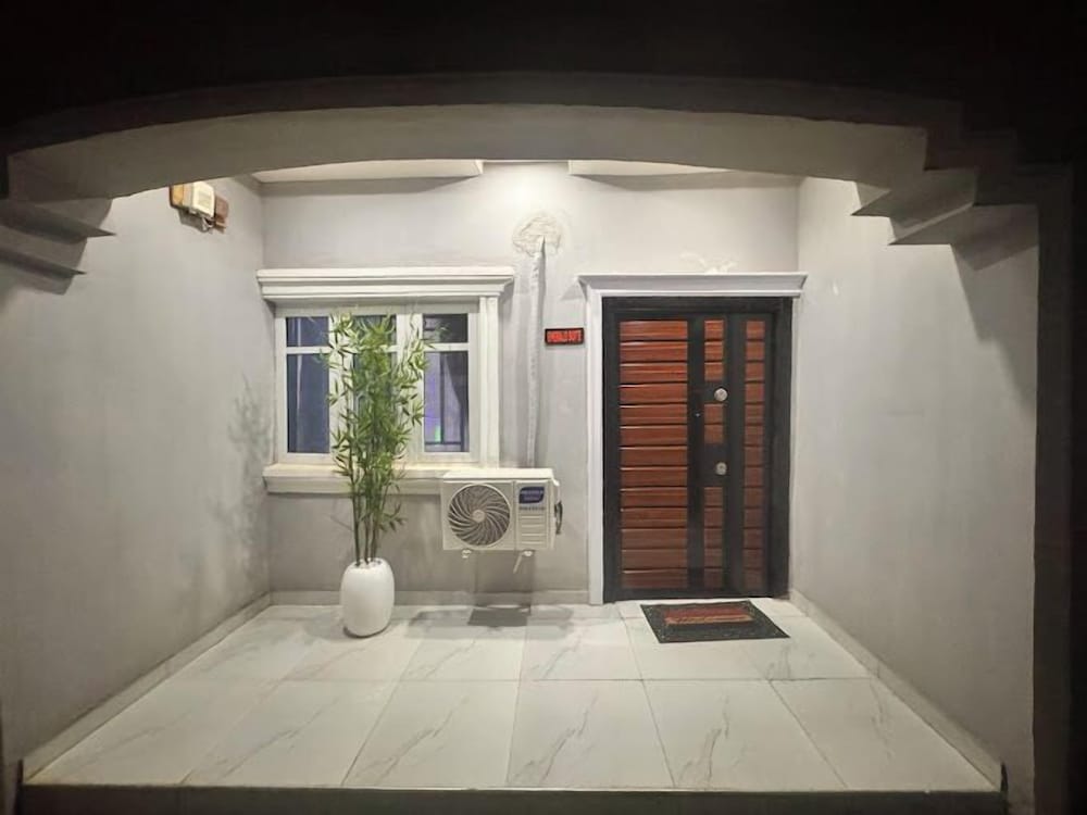PrimeAxis Apartment