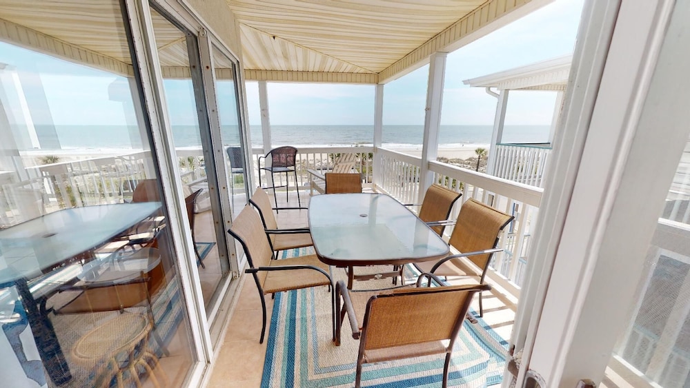 Pelican Point by Tybee Vacation Rentals