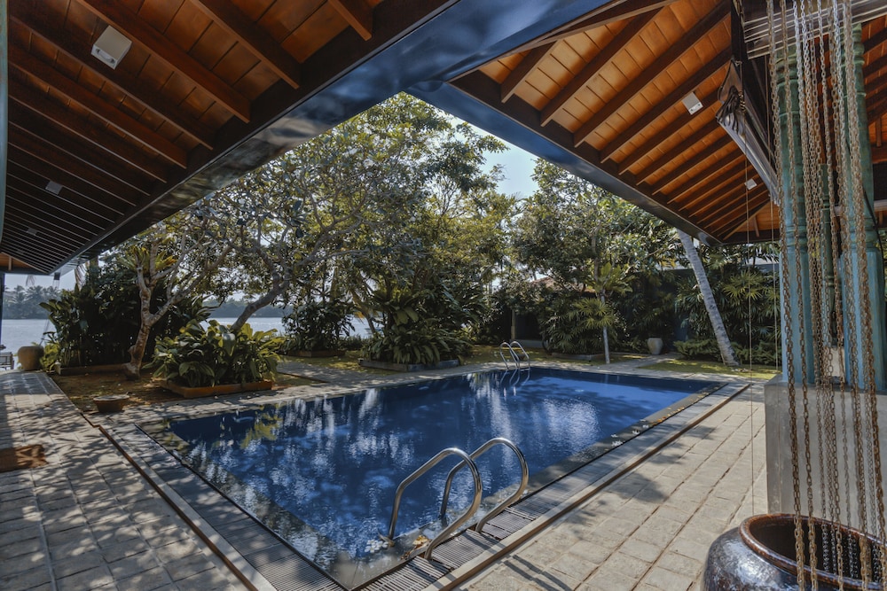 Villa Republic Bentota