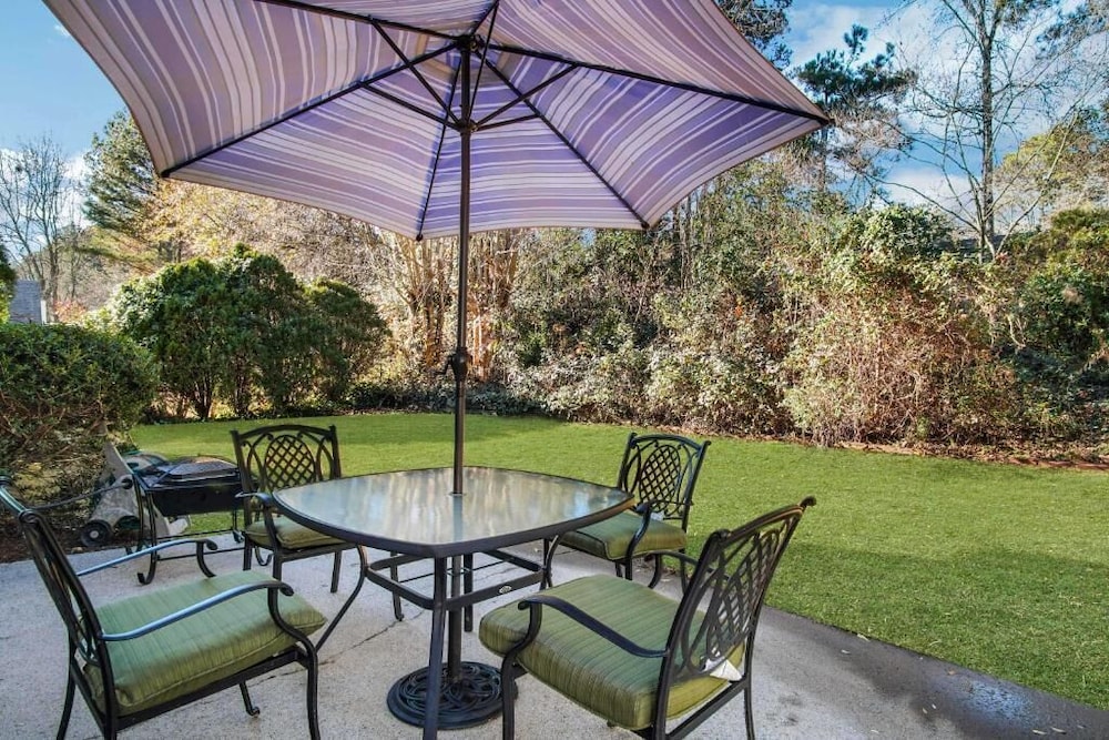 Sweet Home Georgia Luxury view 4