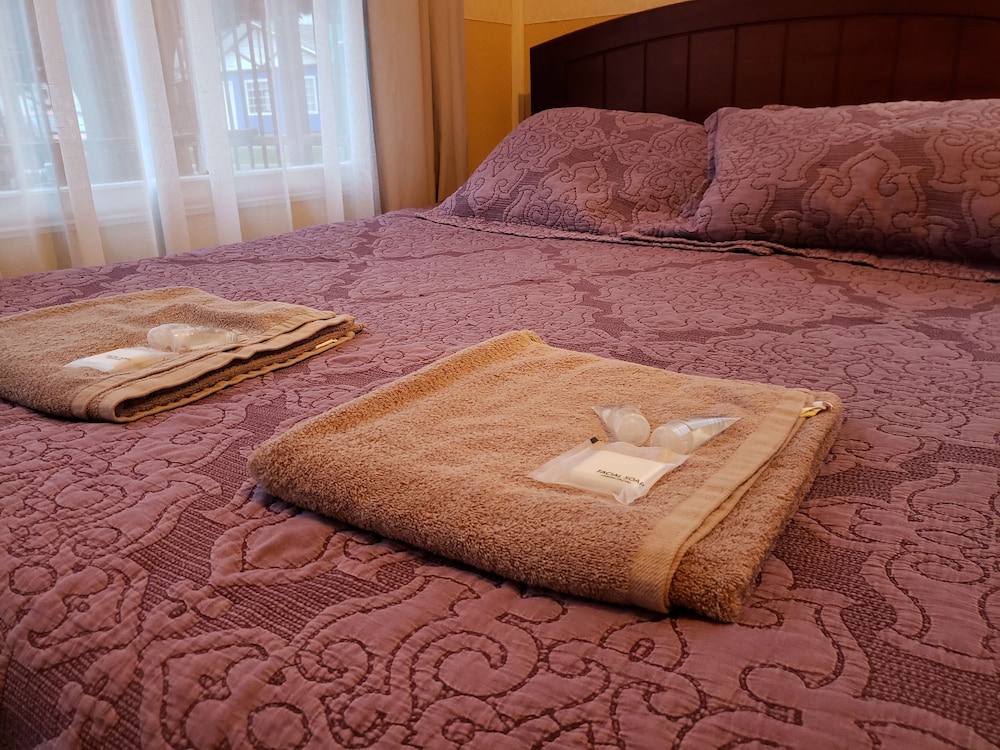 Antiguos Bed and Breakfast view 3