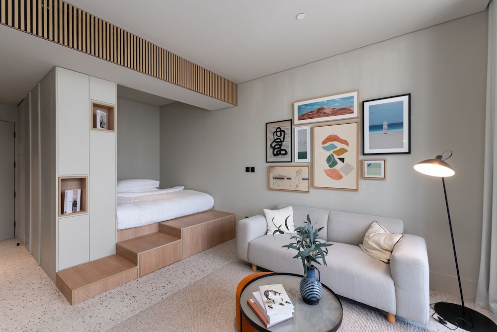 Upside Living - 1807 - BB