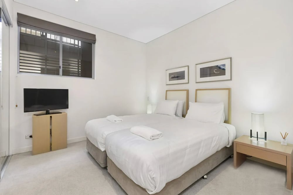 Luxury Apartments on Bells Boulevard