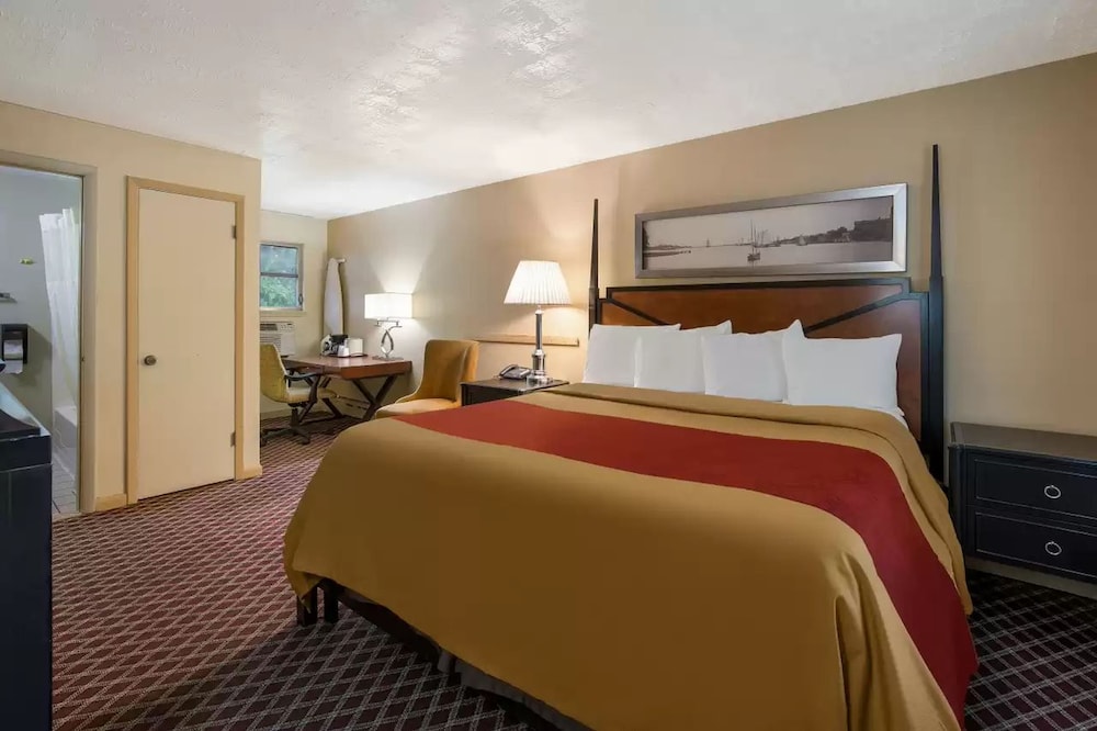 Presque Isle Motel