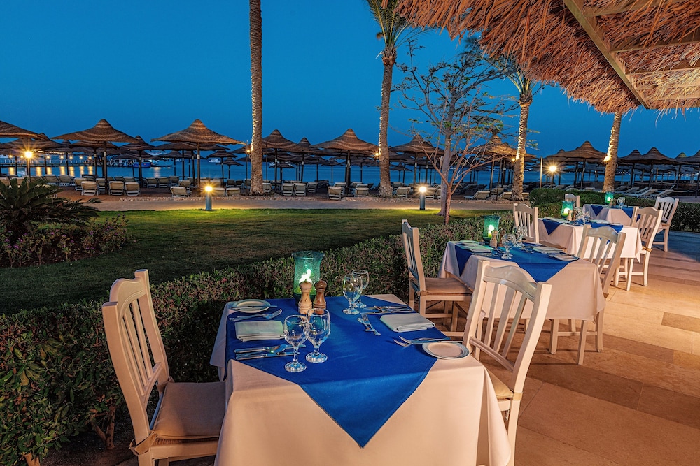 Makadi Bay Vacations - Jaz Makadi Saraya Resort - All inclusive - Property Image 1