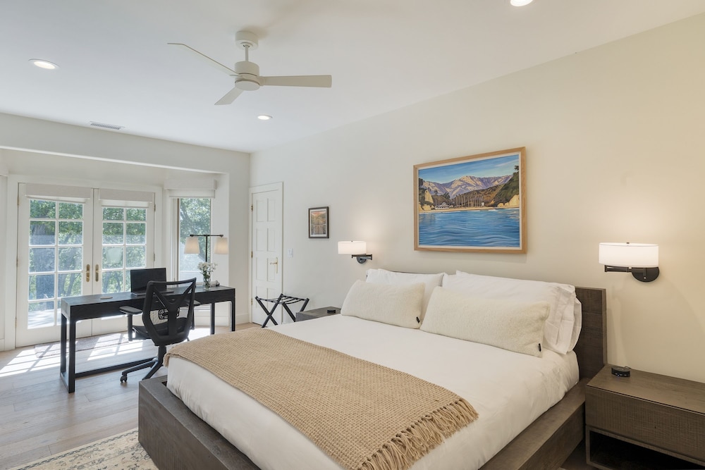 Rancho Robles by Avantstay Vineyard Villa w Views Pool Privacy