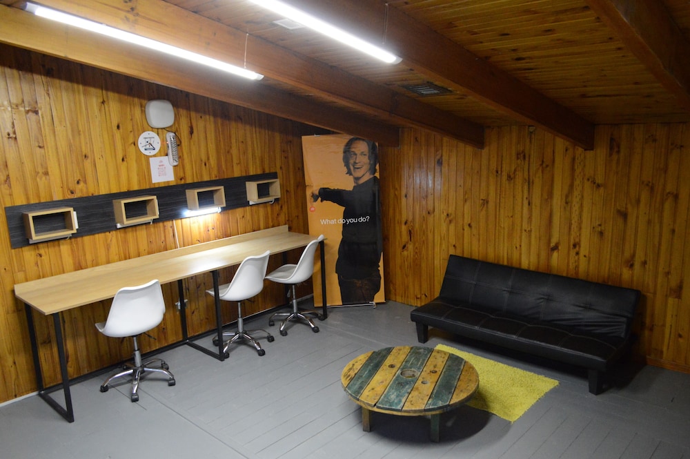 Anum Hostel