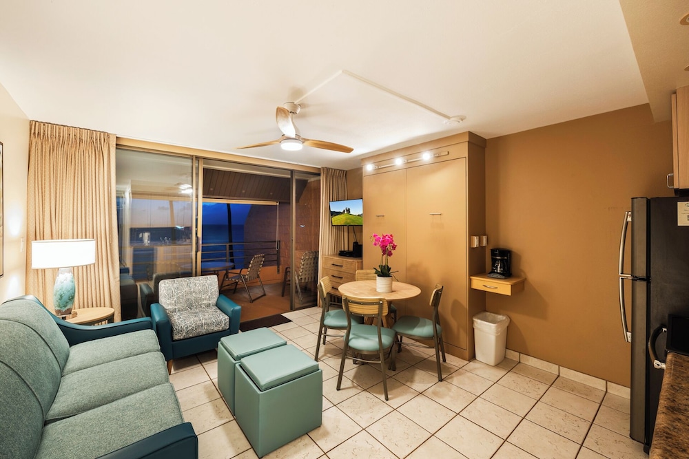 Kuleana Club - 619