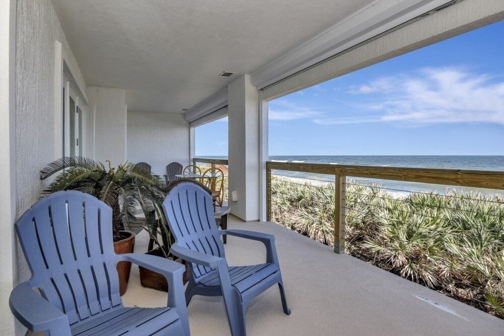 The White House On Flagler Beach - Unit 23 3 Bedroom Home