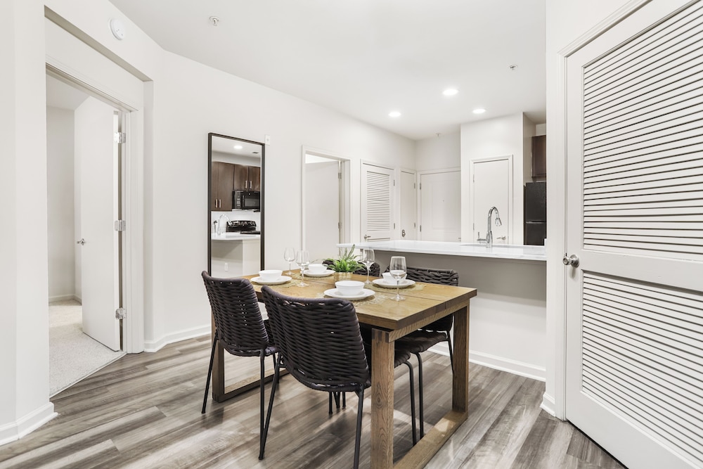DC Charm in Crystal Apartments