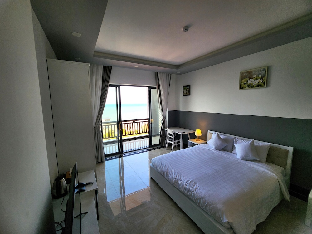 Sunny Shore Resort