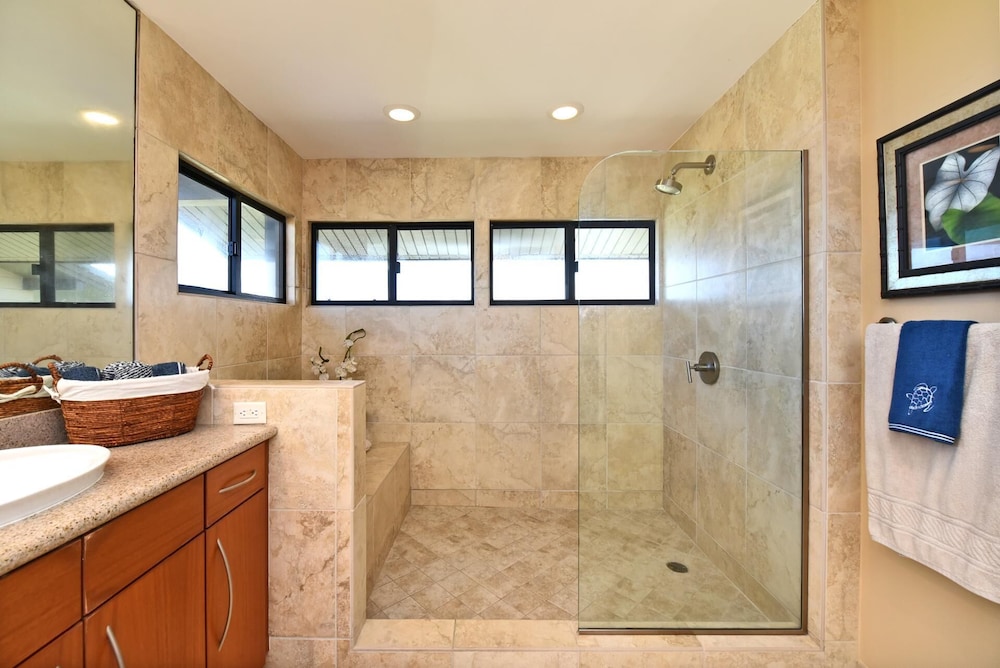 Kapalua Ridge Villas by KBM