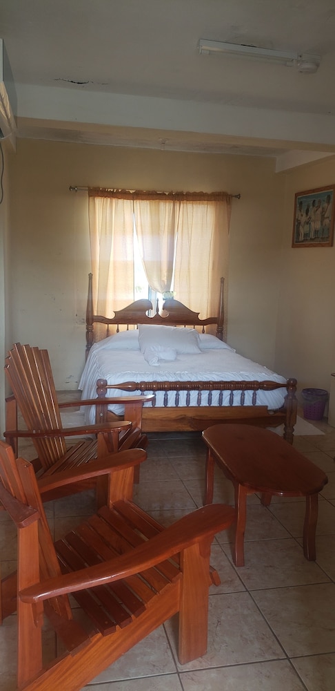 Belize Vacations - Pal's on the Beach - A Gold Standard Hotel - Property Image 70