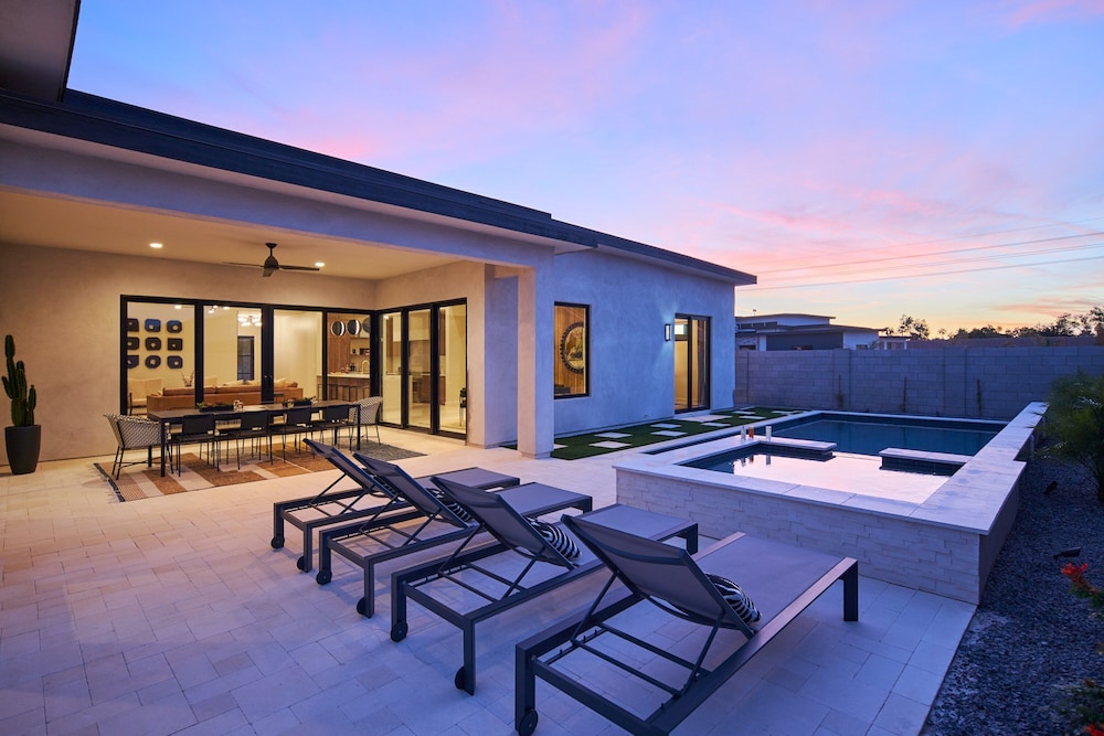 Luna Luxe - Private Pool - Hot Tub - Fire Pit