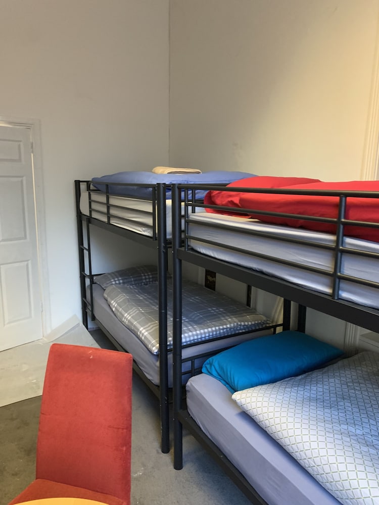Eden Quay Guesthouse Private Rooms