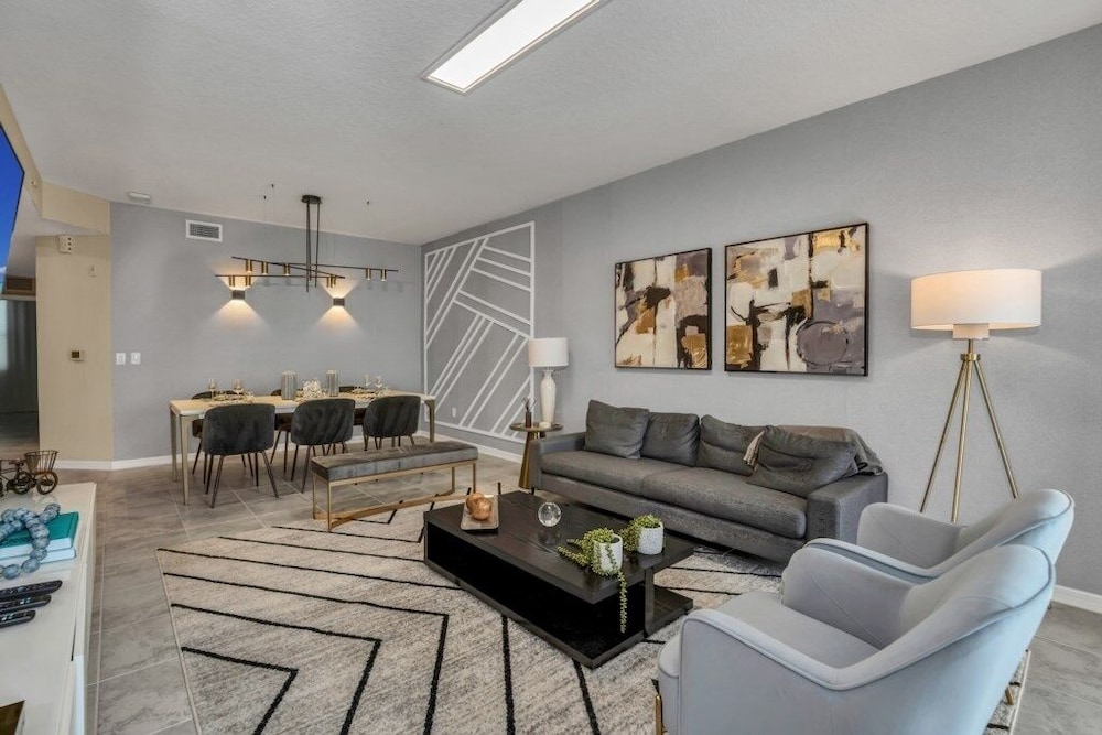 3180 Para Unit 101 3 Bedroom Townhouse