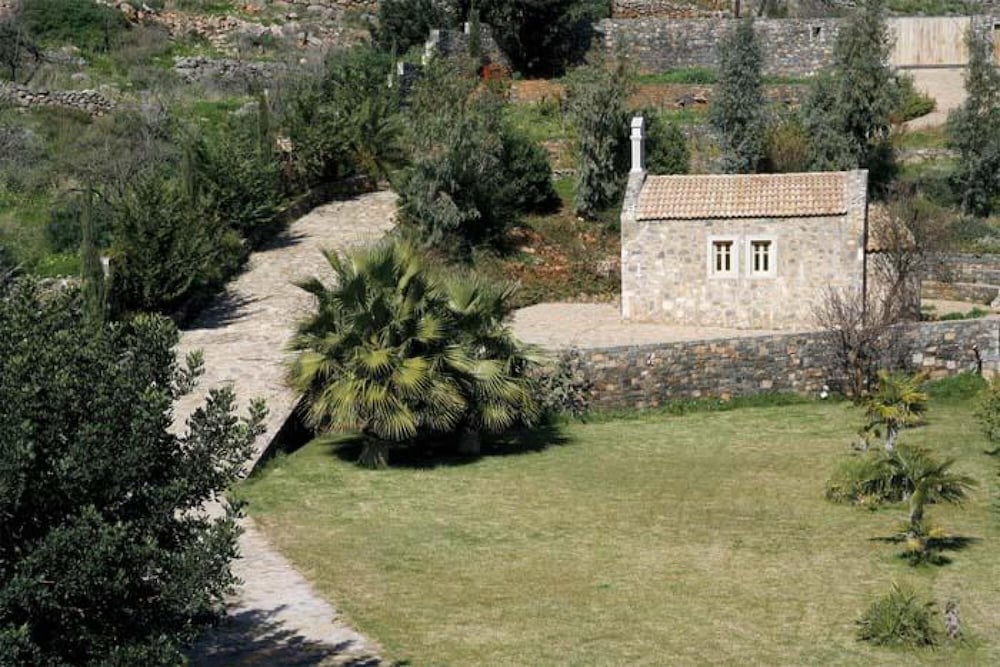 Photo 13