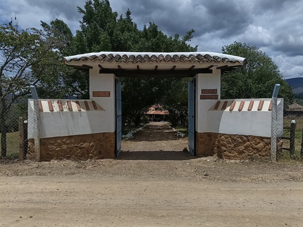 ESTANCIA VILLA BLANCA
