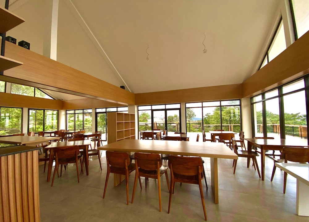 Tebing View Glamping, Azana Hotel Collection