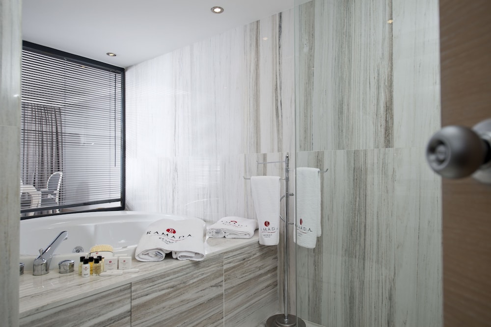 Ramada Resort by Wyndham Bodrum - Image 70