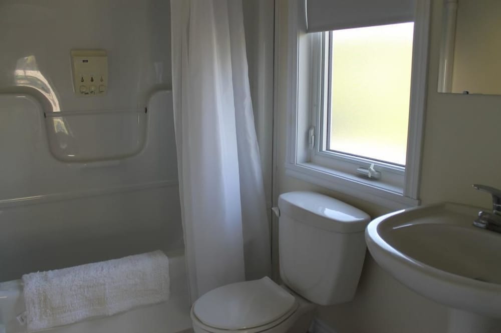 Mackenzie House B&B by Elevate Rooms
