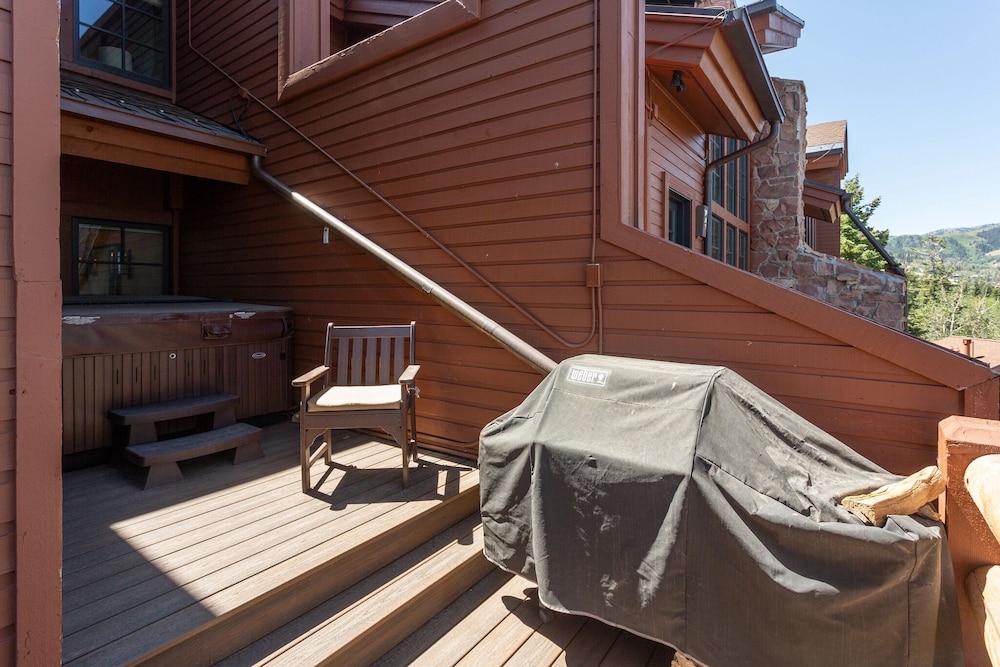Stag Lodge at Deer Valley Resort - Three Bedroom Residence with Spa #11 3 Condo