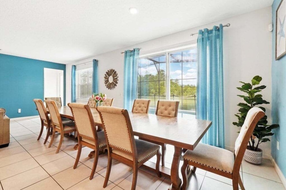 Lake Side View Private Pool Home In Resort! 10 Bedroom Villa
