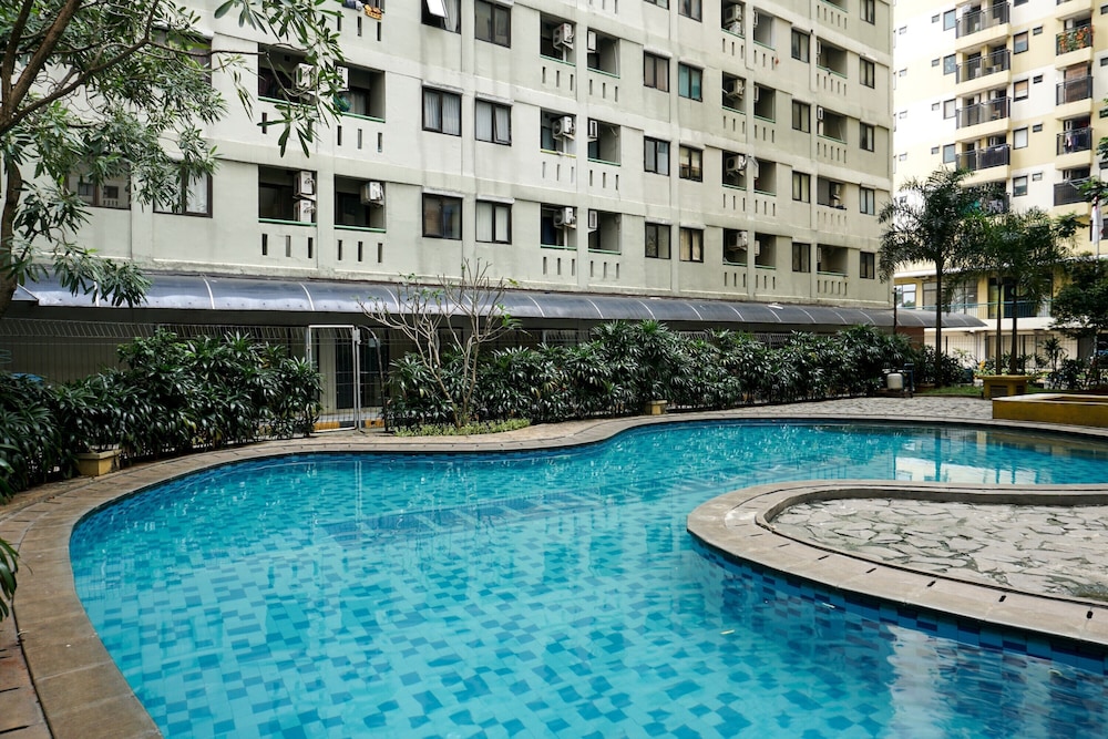Comfortable Studio Room At Kebagusan City Apartment