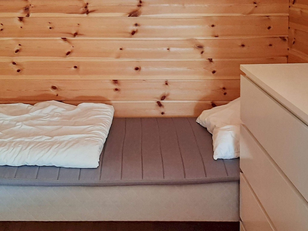 7 Person Holiday Home in Sjernaroy view 4