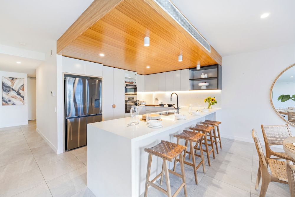 Luxury Coastal Living - Beach Life