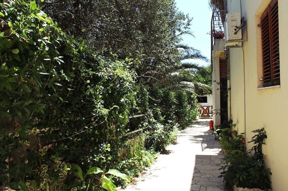 Tonka - 150m From the sea & Parking - A3 C view 5